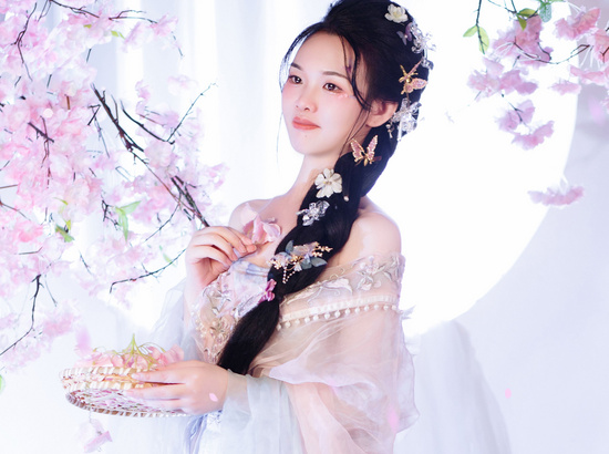 情缘✿老六