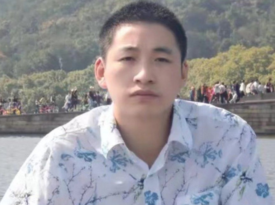心静自然凉.