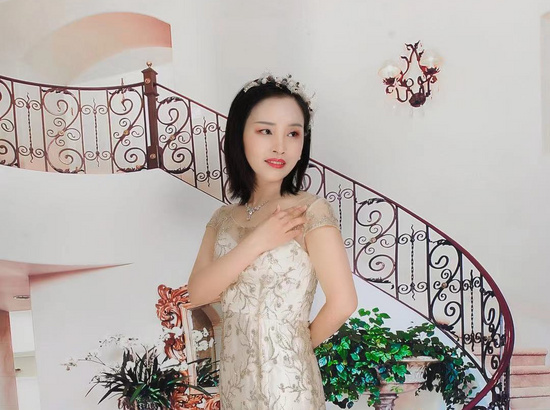 伊昂杨