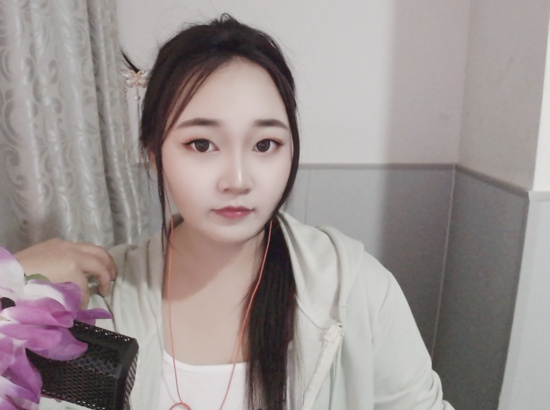 娇小娇