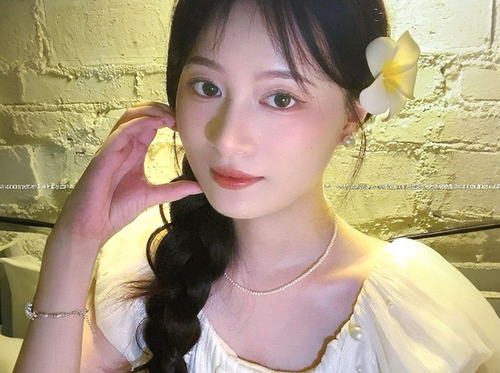 若汐吖，