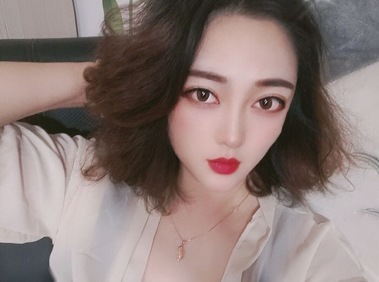 糯糯唱歌滴